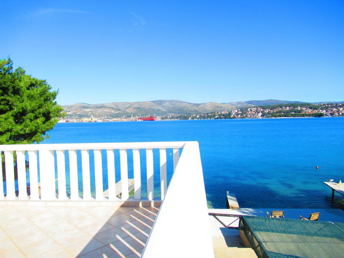 Marcel Apartment Mit Meerblick Trogir Exterior photo
