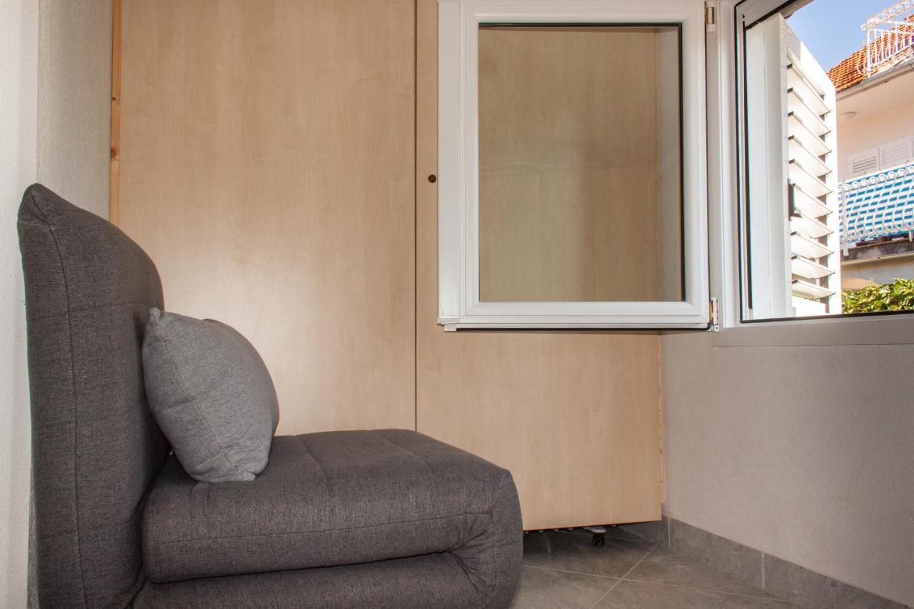 Marcel Apartment Mit Meerblick Trogir Exterior photo