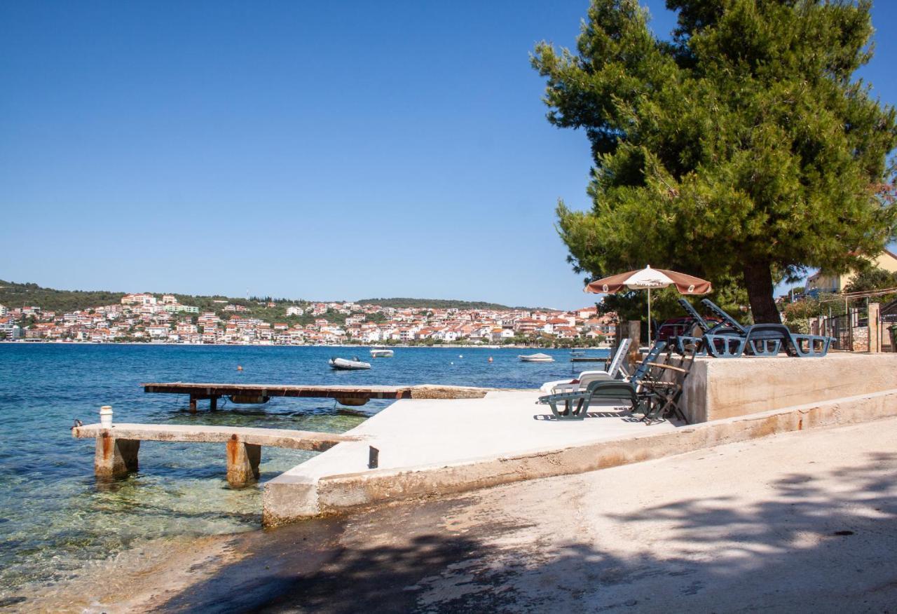 Marcel Apartment Mit Meerblick Trogir Exterior photo